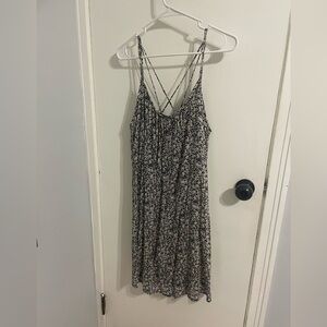 1.4.3. Story by Line Up Black and White Floral Backless Dress